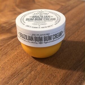 Sol De Janeiro • Brazilian Bum Bum Cream • Cheirosa 62
